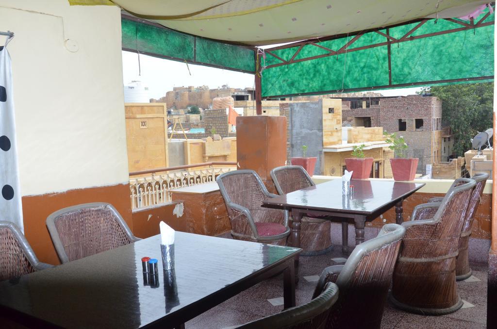 Ratan Hostel Джайсалмер Екстер'єр фото