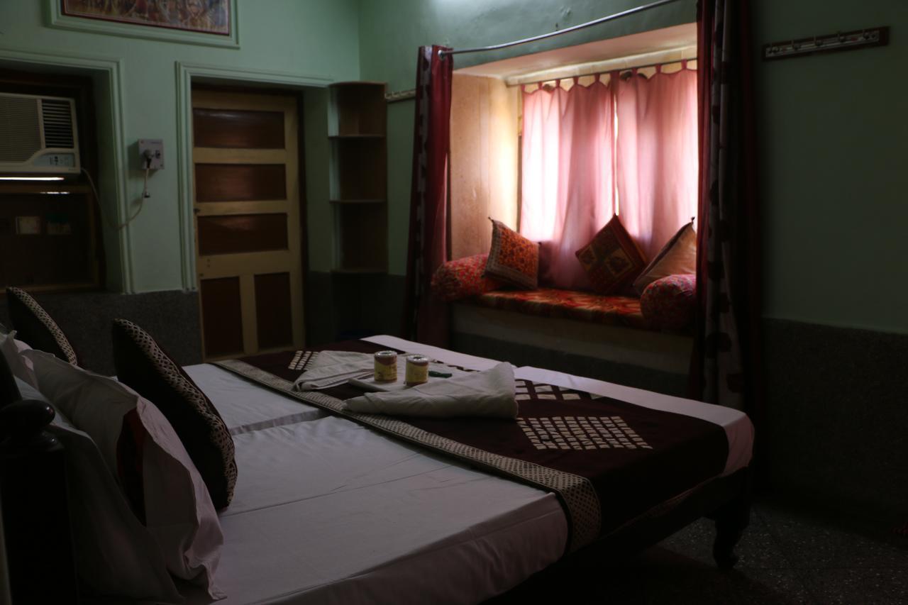 Ratan Hostel Джайсалмер Екстер'єр фото